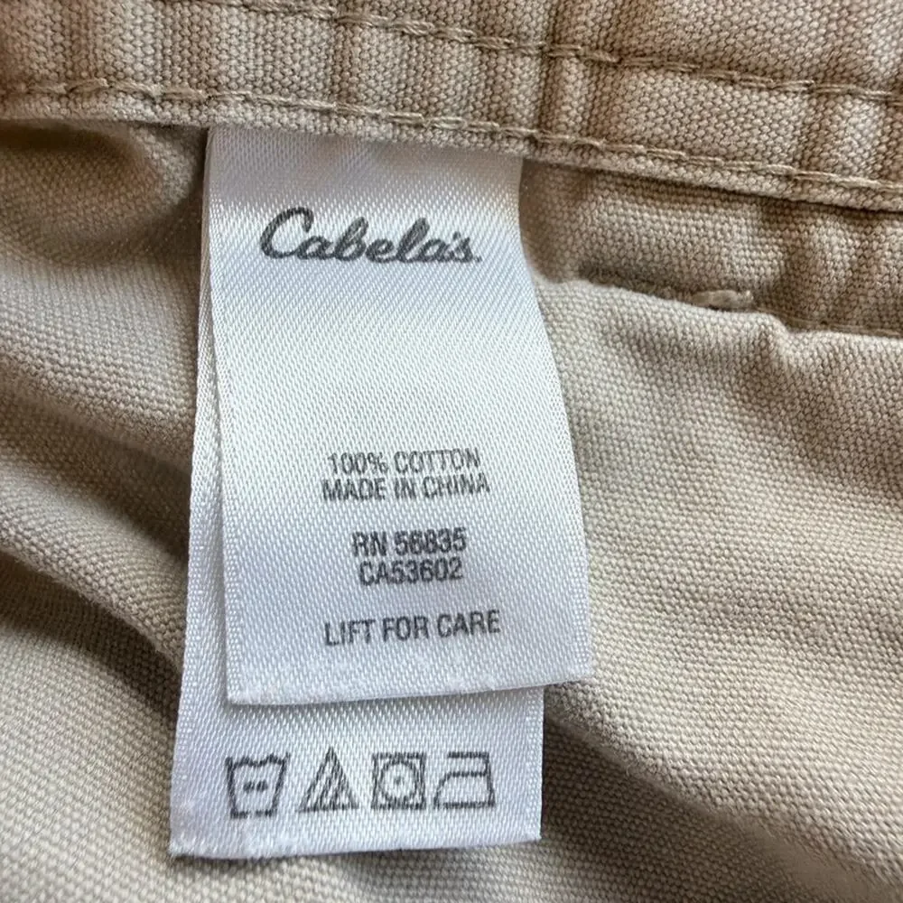 Cabela’s Khaki Cargo Shorts Size 16 Utility Outdoor Style